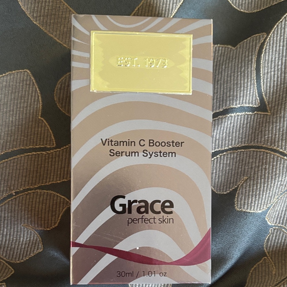 NEW Gracie Vitamin C Booster Serum System BNIB